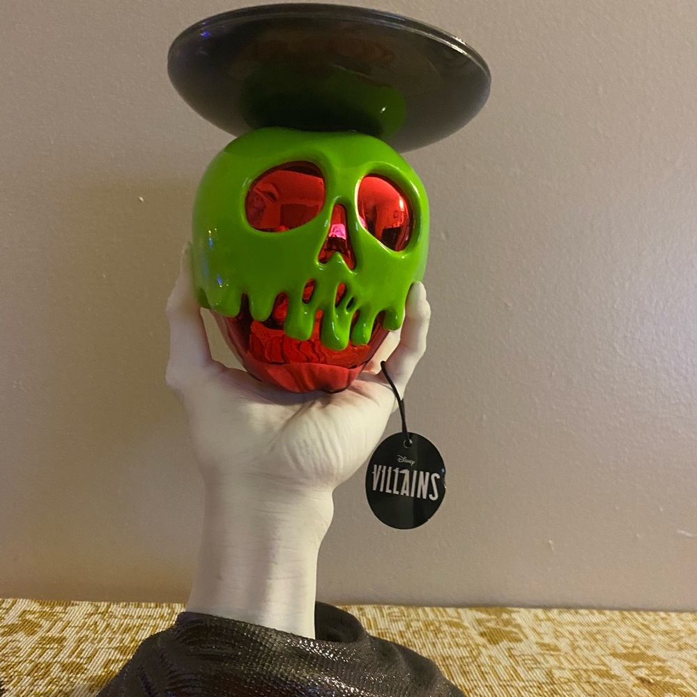 Bath & Body Works Disney Villains Poison Apple Skull 3-Wick Candle Holder